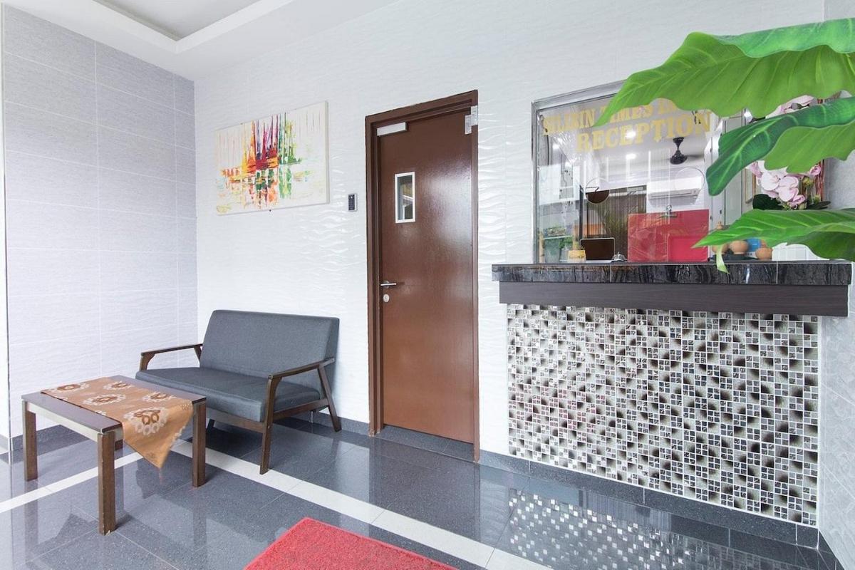 Silibin Times Inn Hotel 3/25