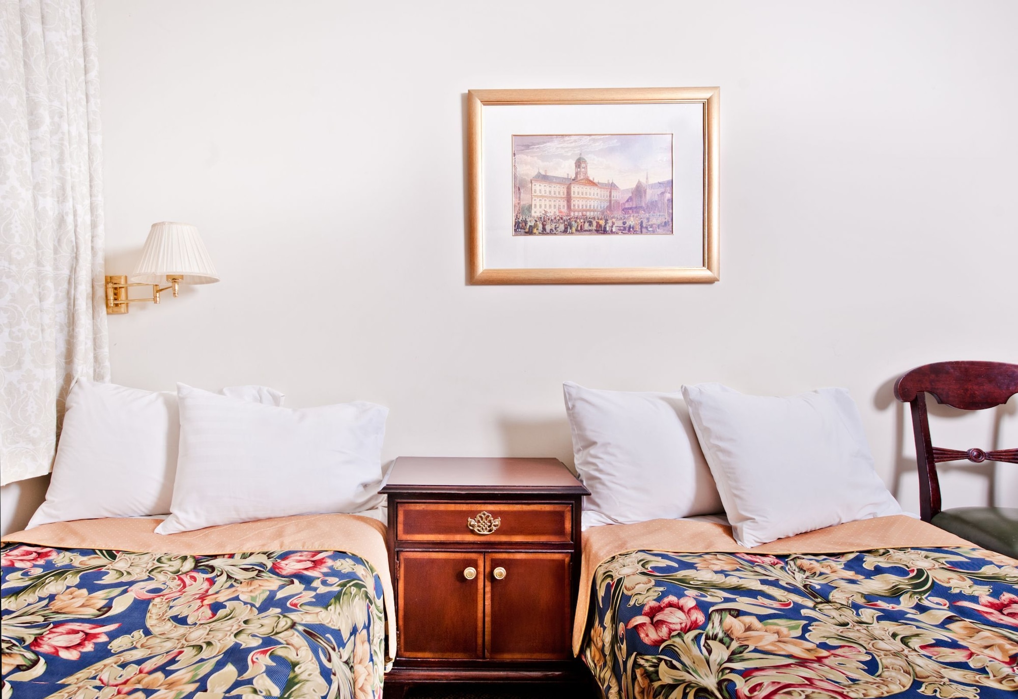 STANDARD, DOUBLE OR TWIN BED