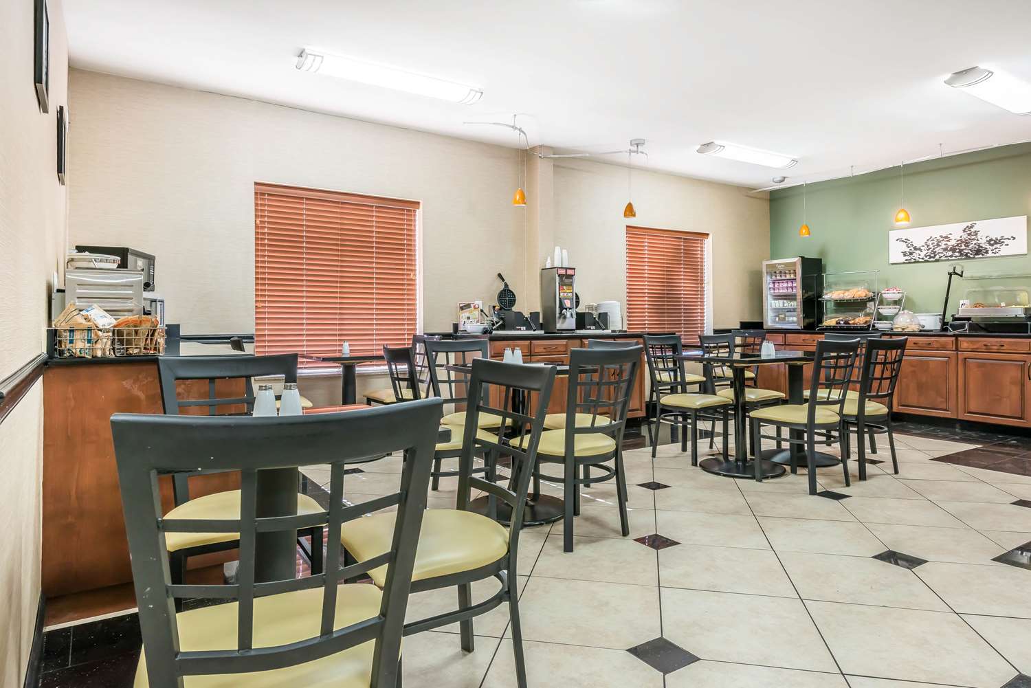 Sleep Inn & Suites University Shands 32/47