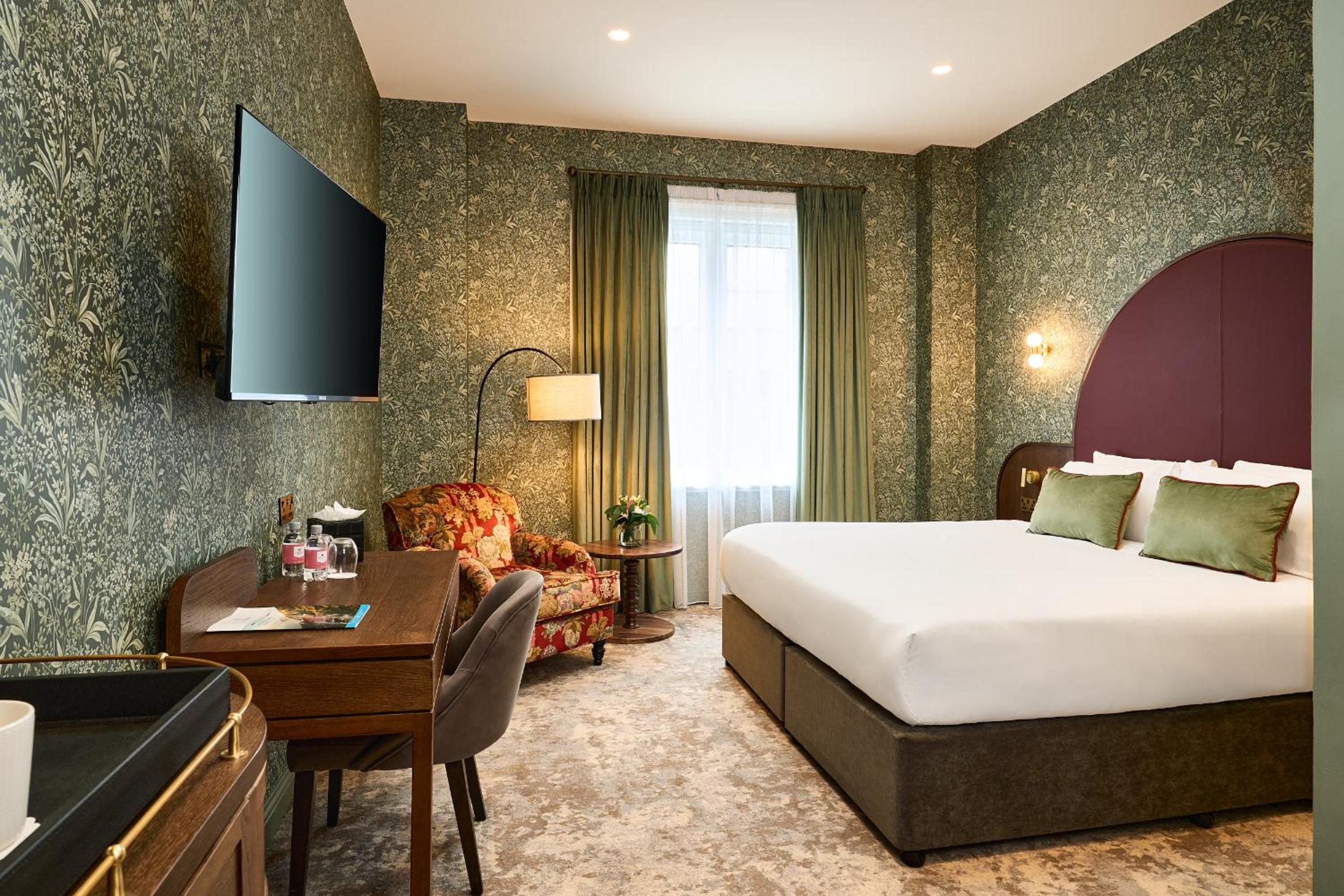 Ground Floor Deluxe