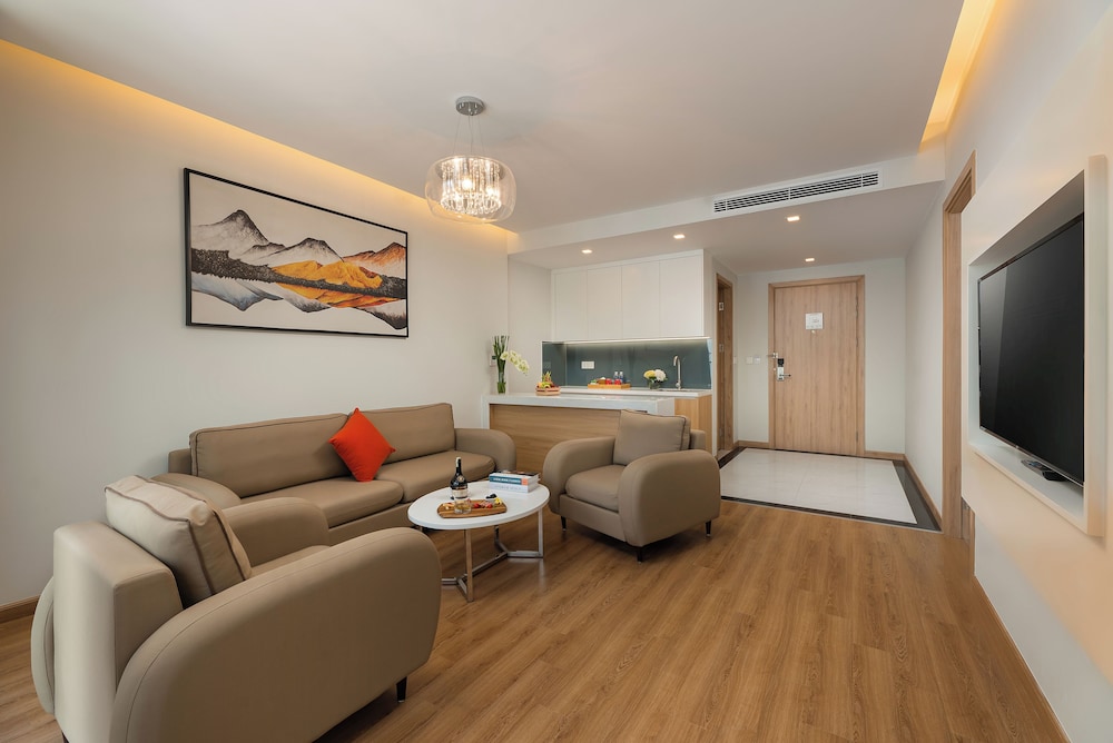 DeLaSea Ha Long Hotel 30/50
