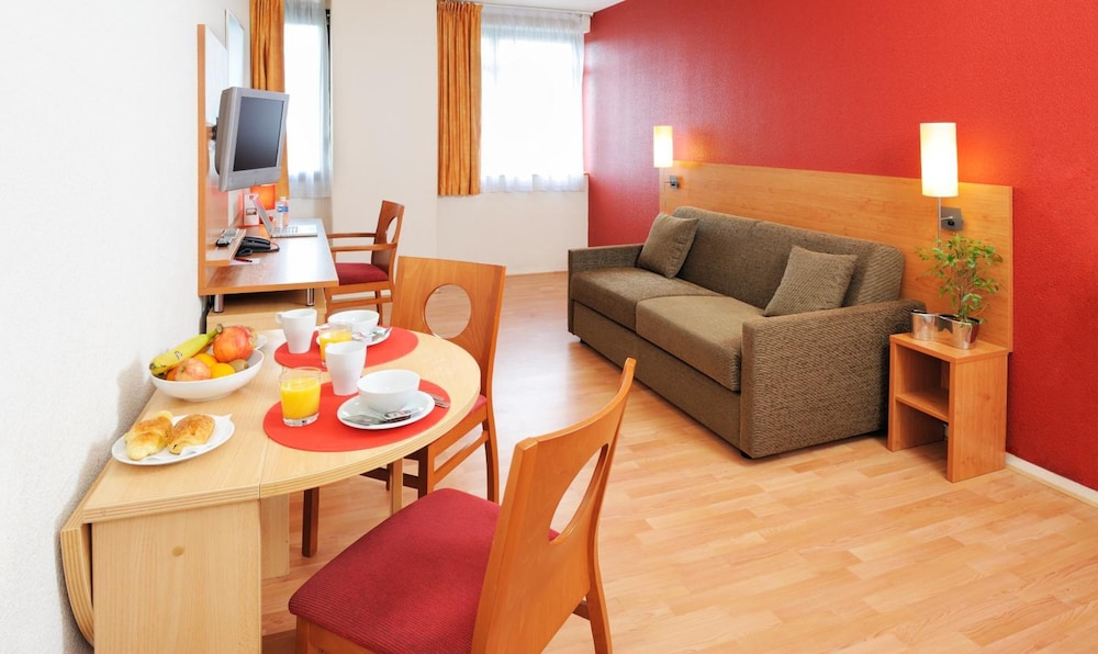 Sejours Et Affaires Rennes de Bretagne 15/24