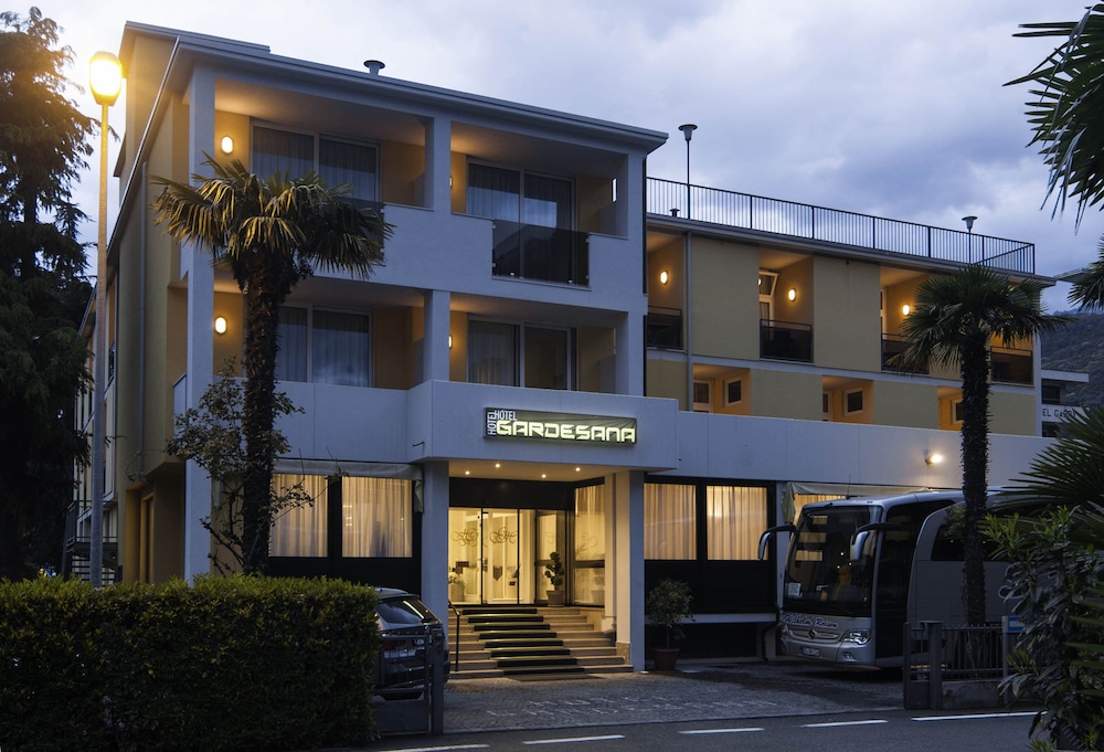 Albergo Gardesana 2/71