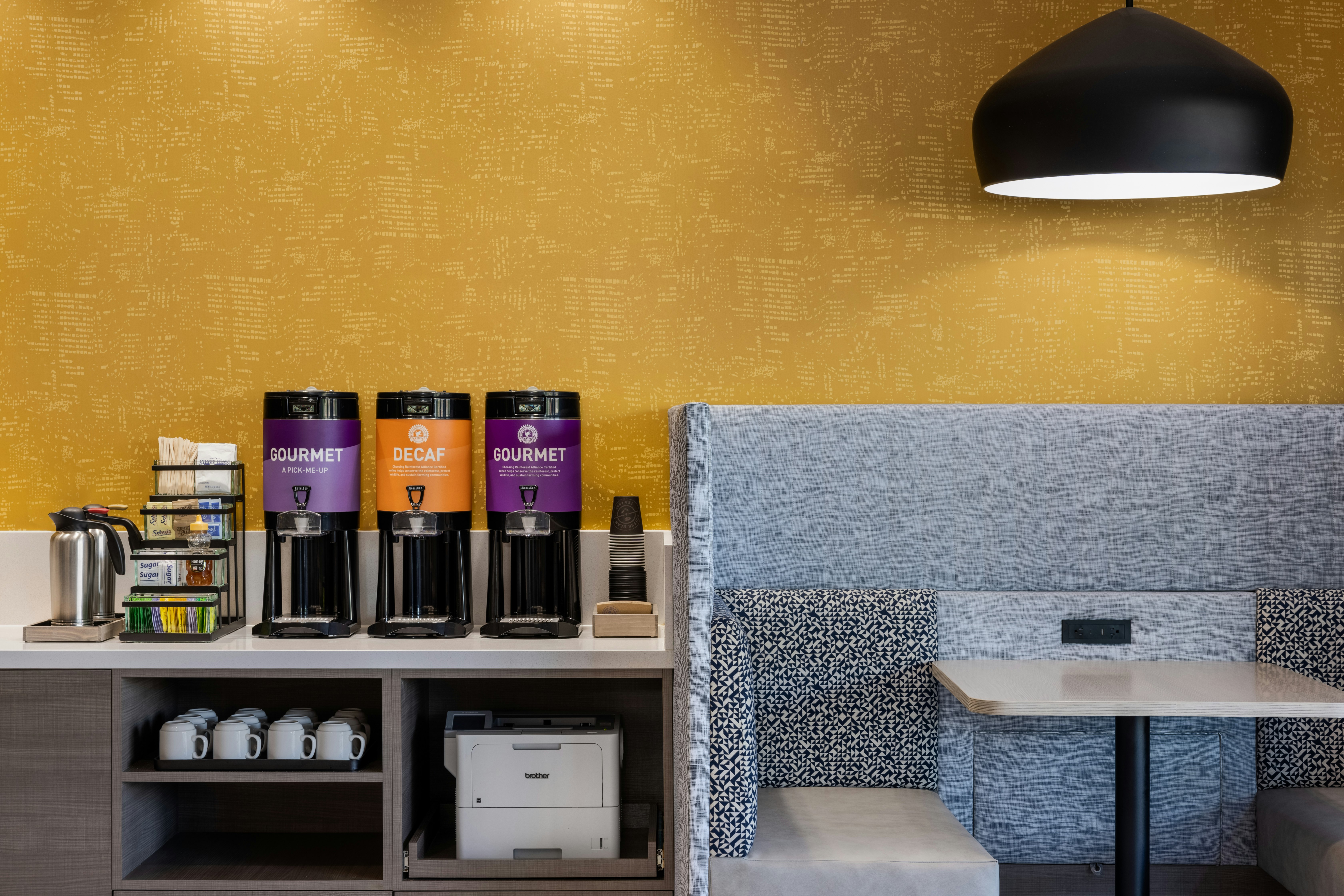 Home2 Suites by Hilton Altoona Des Moines 30/33