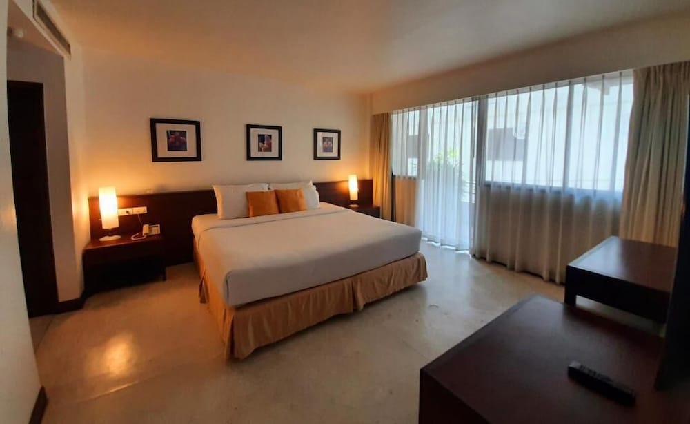2 BEDROOMS, FAMILY, SINGLE, DOUBLE BED
