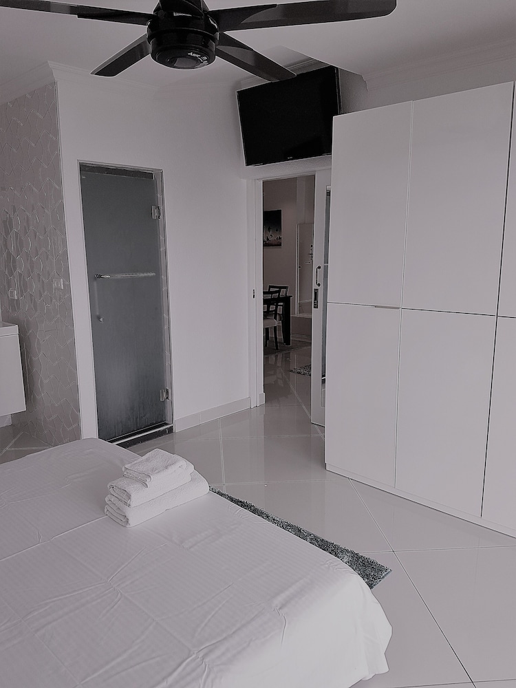 Vtsix Condo Rentals at View Talay 6 Pattaya 19/71