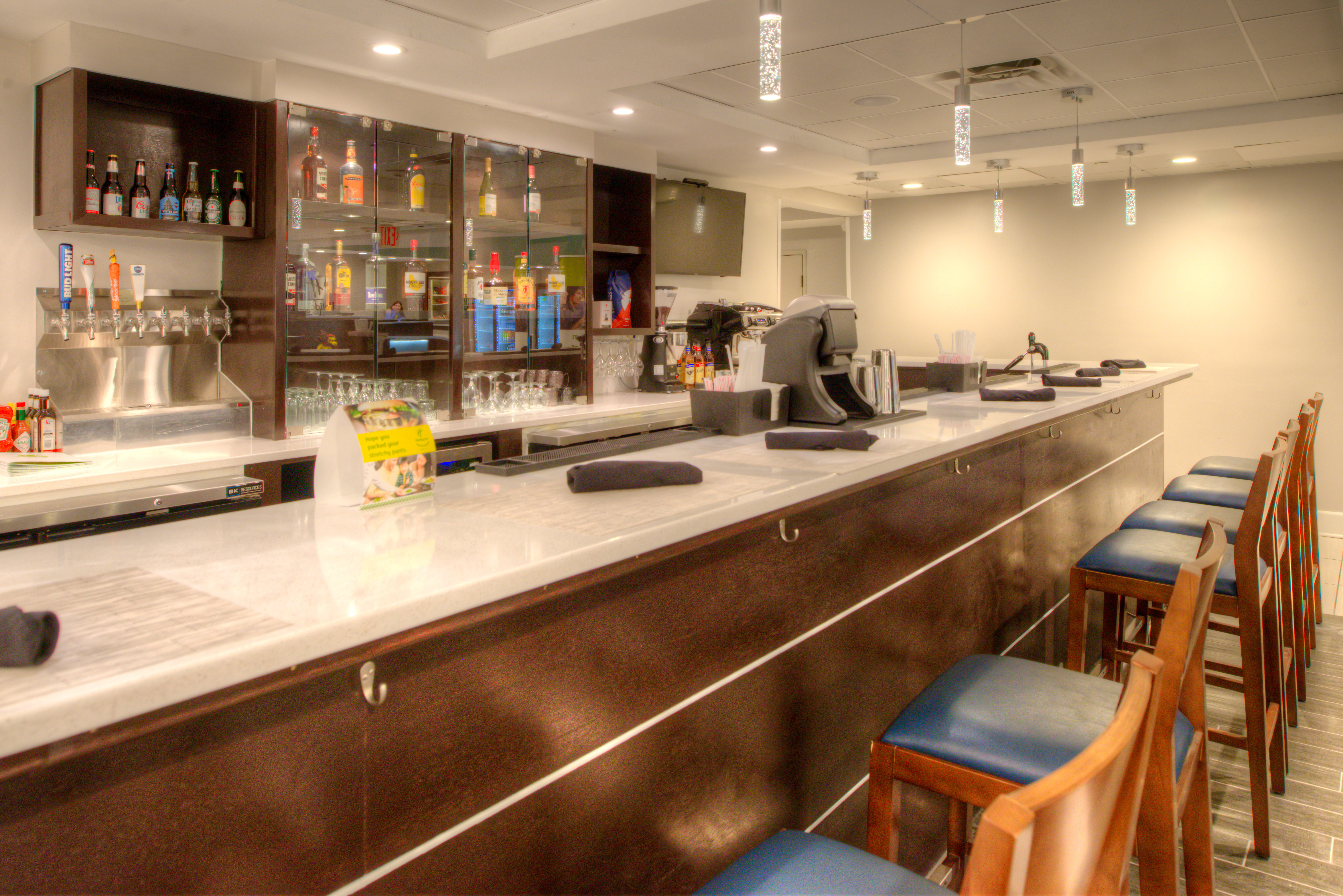 Holliday Inn Belcamp Aberdeen Area Ex Wingate By Wyndham Aberdeen Edgewood 31/46