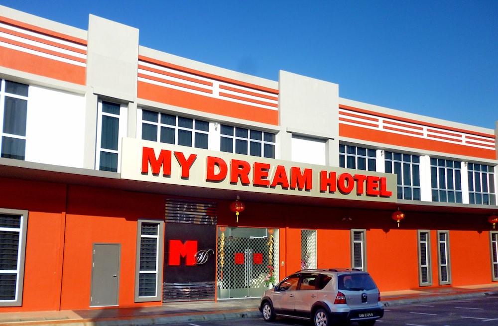 My Dream Hotel 2/33