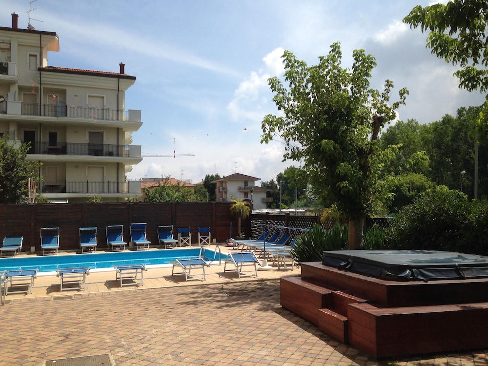 HOTEL VIKING 3/70