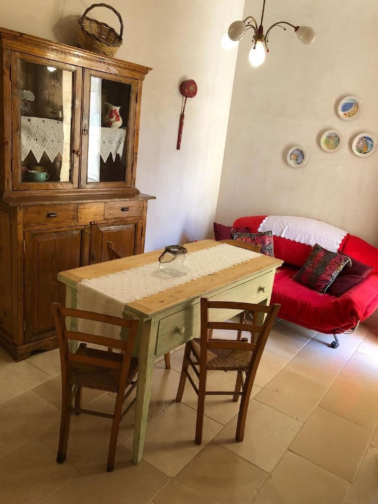 Borgo In Corte 55/72