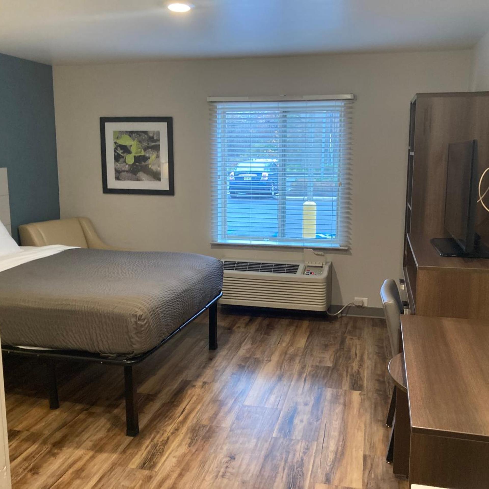 WoodSpring Suites Cherry Hill 8/24