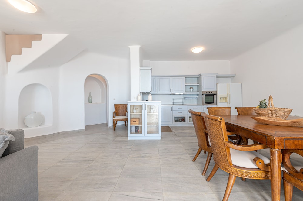 Villa Thelgo 4/50