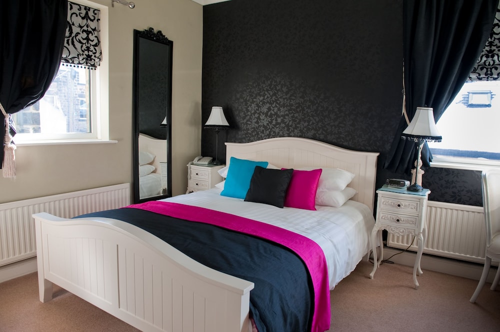 The Grafton Boutique B&B 5/28