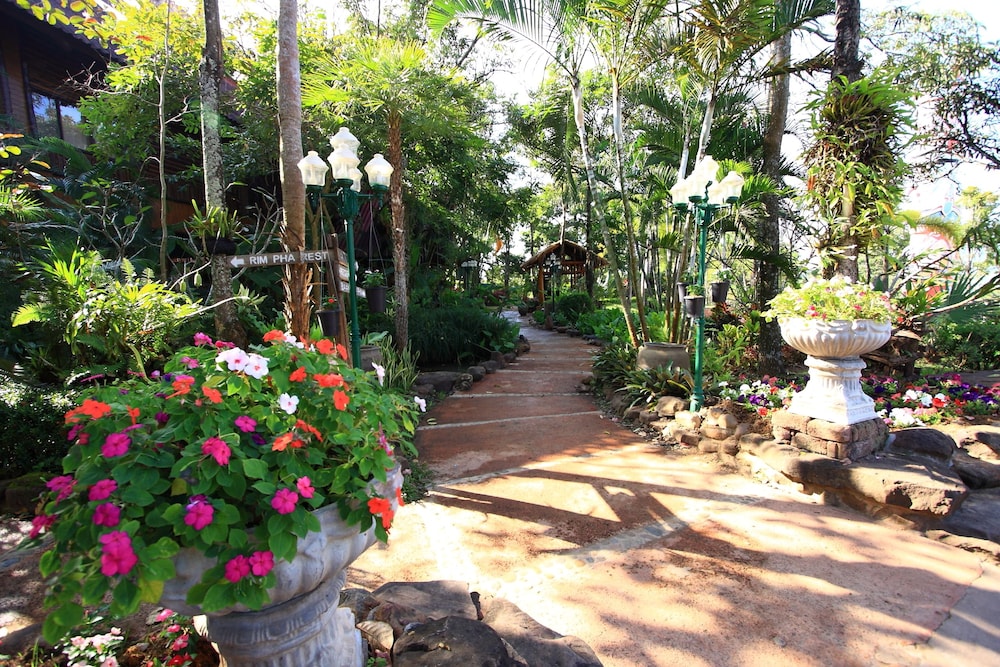Phu Pha Nam Resort Spa 63/74