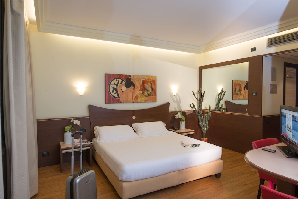 As Hotel Cambiago 14/67