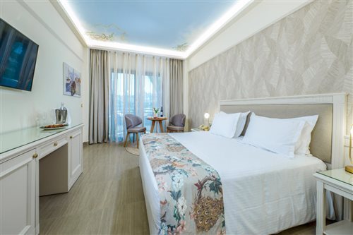 Double Room Garden View with Pool