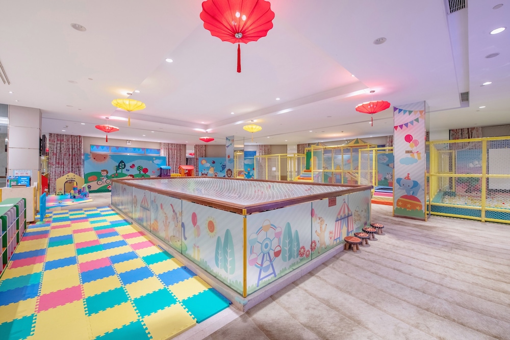 Mission Hills Resort Dongguan 43/50