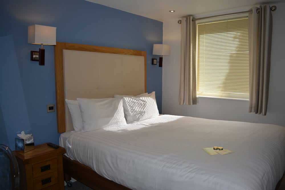 Waterside Hotel And Leisure Club 8/59