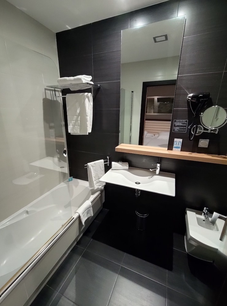 Hotel Spa Bienestar Moana 62/63
