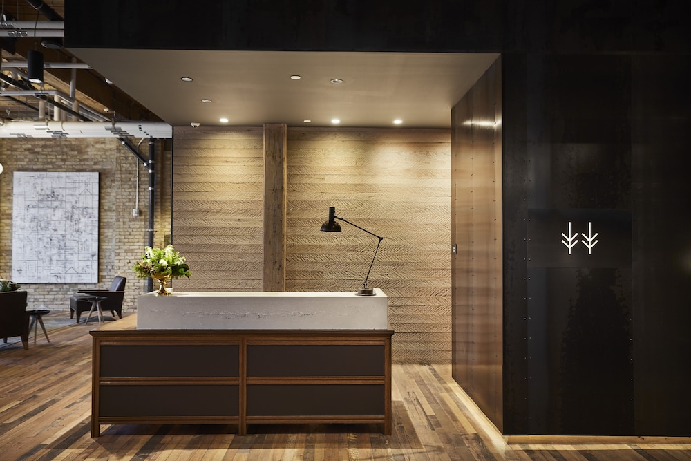 Hewing Hotel 24/81