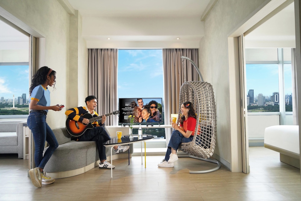 Yello Hotel Harmoni Jakarta 42/64