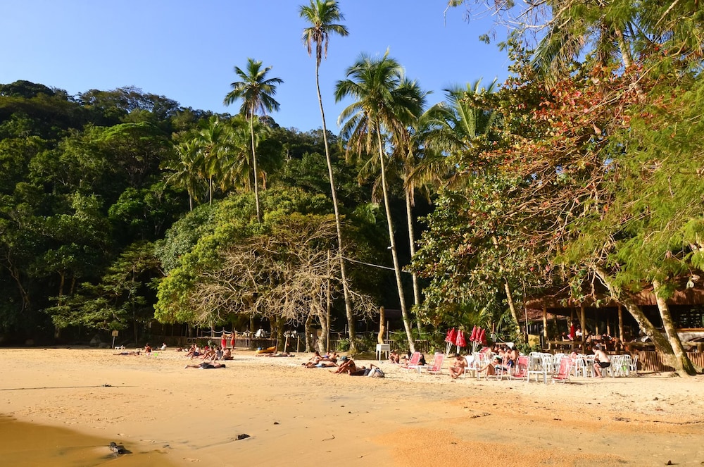 Praia Da Crena Inn 15/42