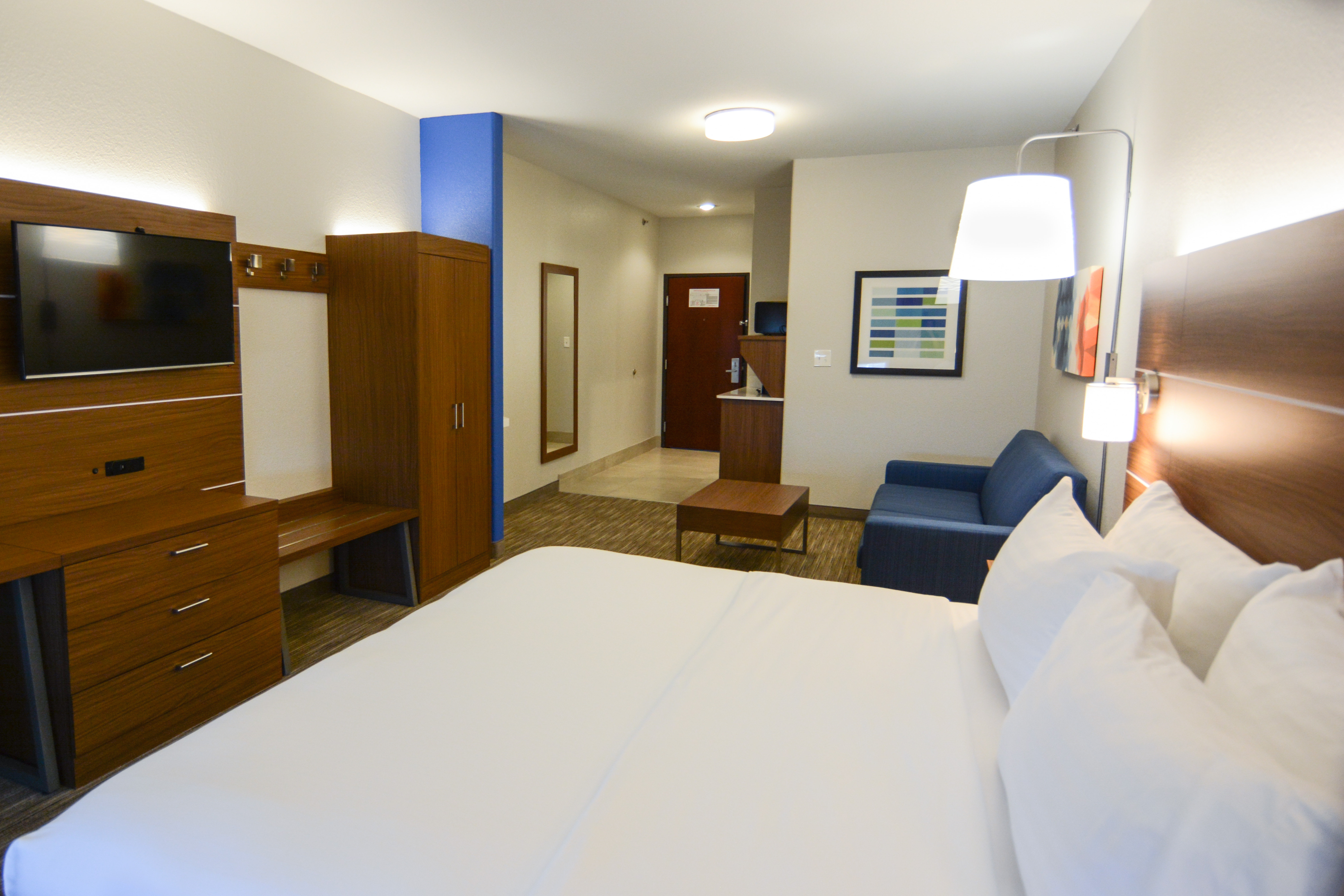 Suite, King Bed