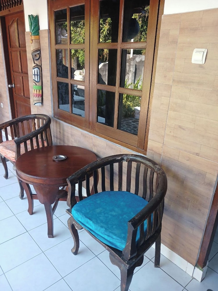 Hotel Tara Bar & Resto Air Sanih by ZUZU in Kubutambahan