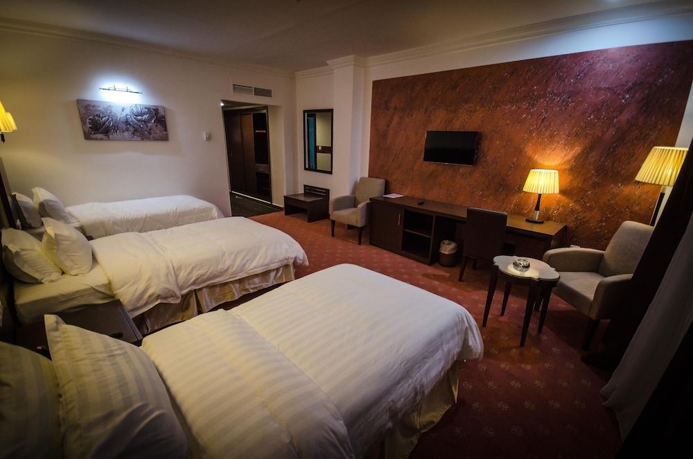 El Bey Hotel 9/50