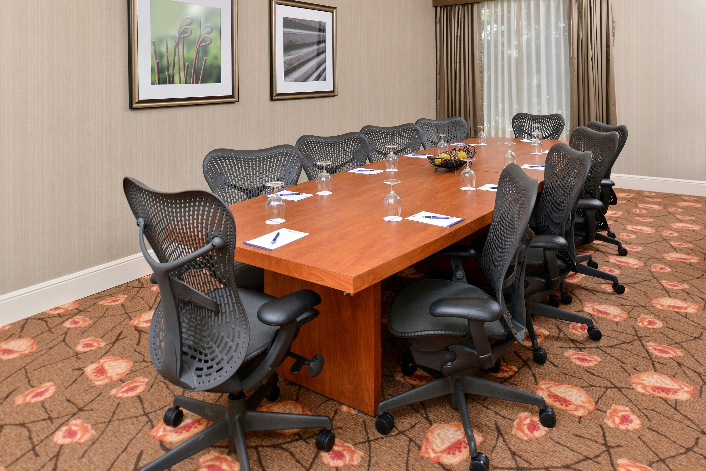 Hilton Garden Inn Dallas/Addison 6/8