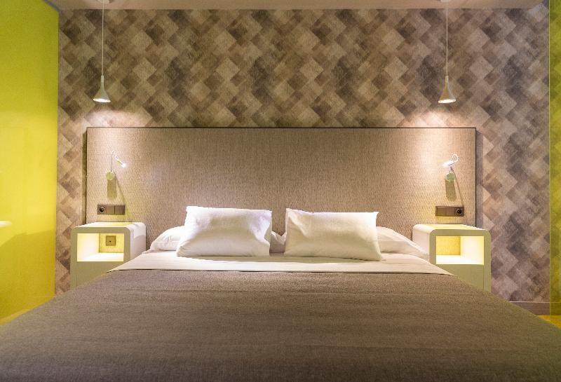 Junior Suite, King Bed, Sofa