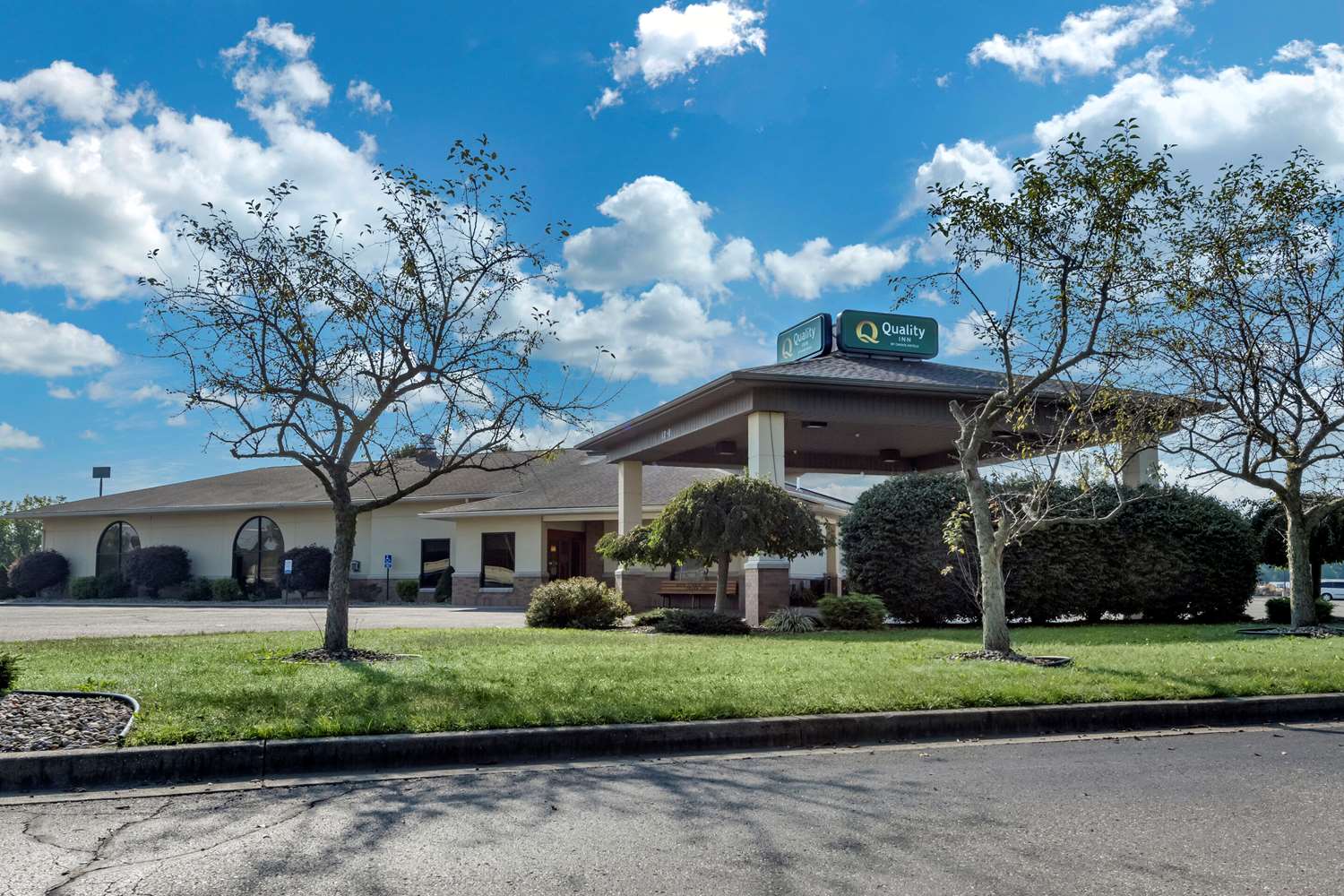 Quality Inn Dover OH 41/42