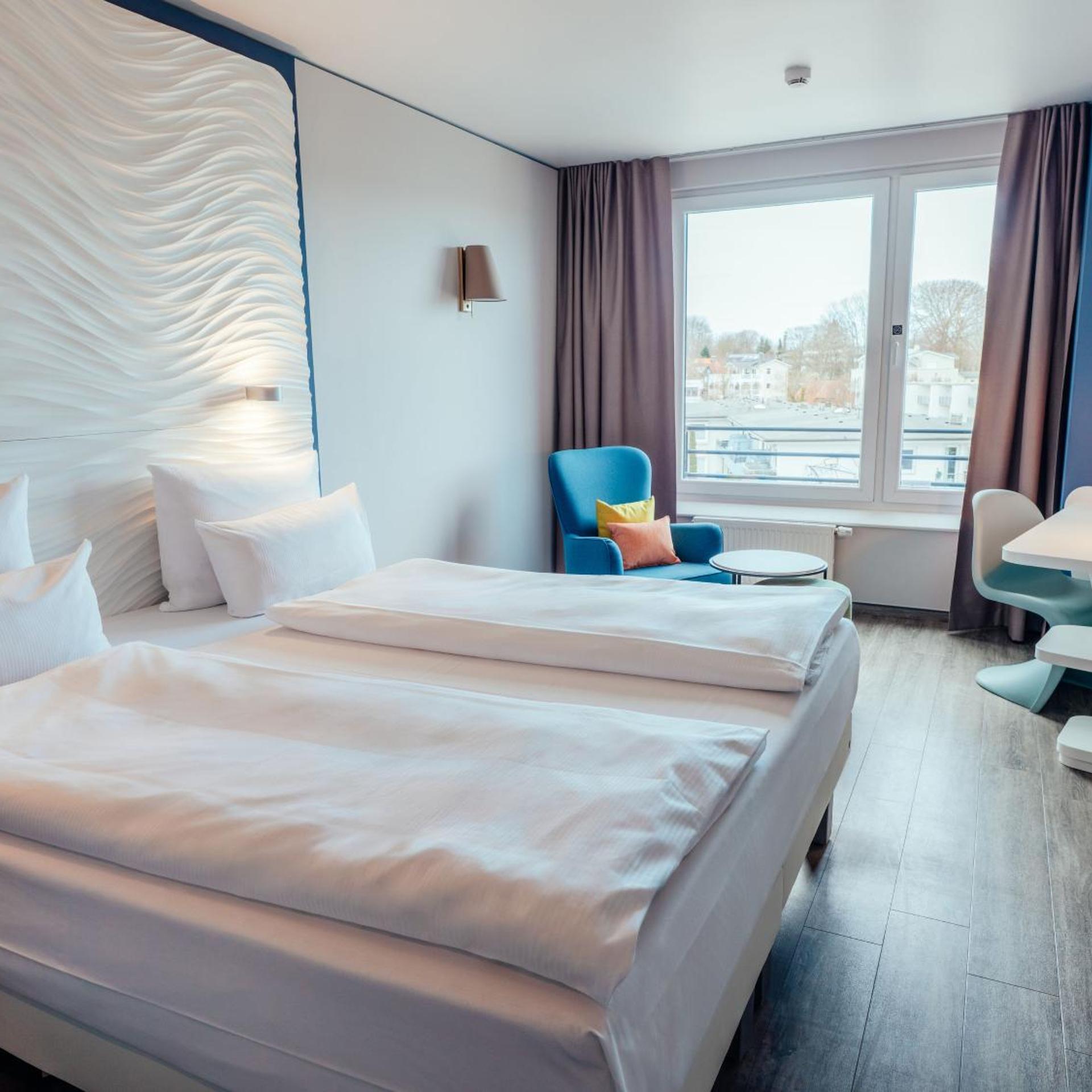Room, Double Bed, Land Side