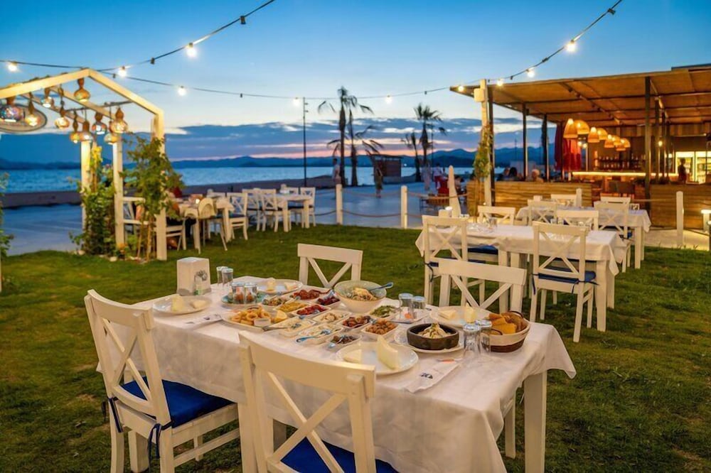 Uras Beach Hotel 27/50