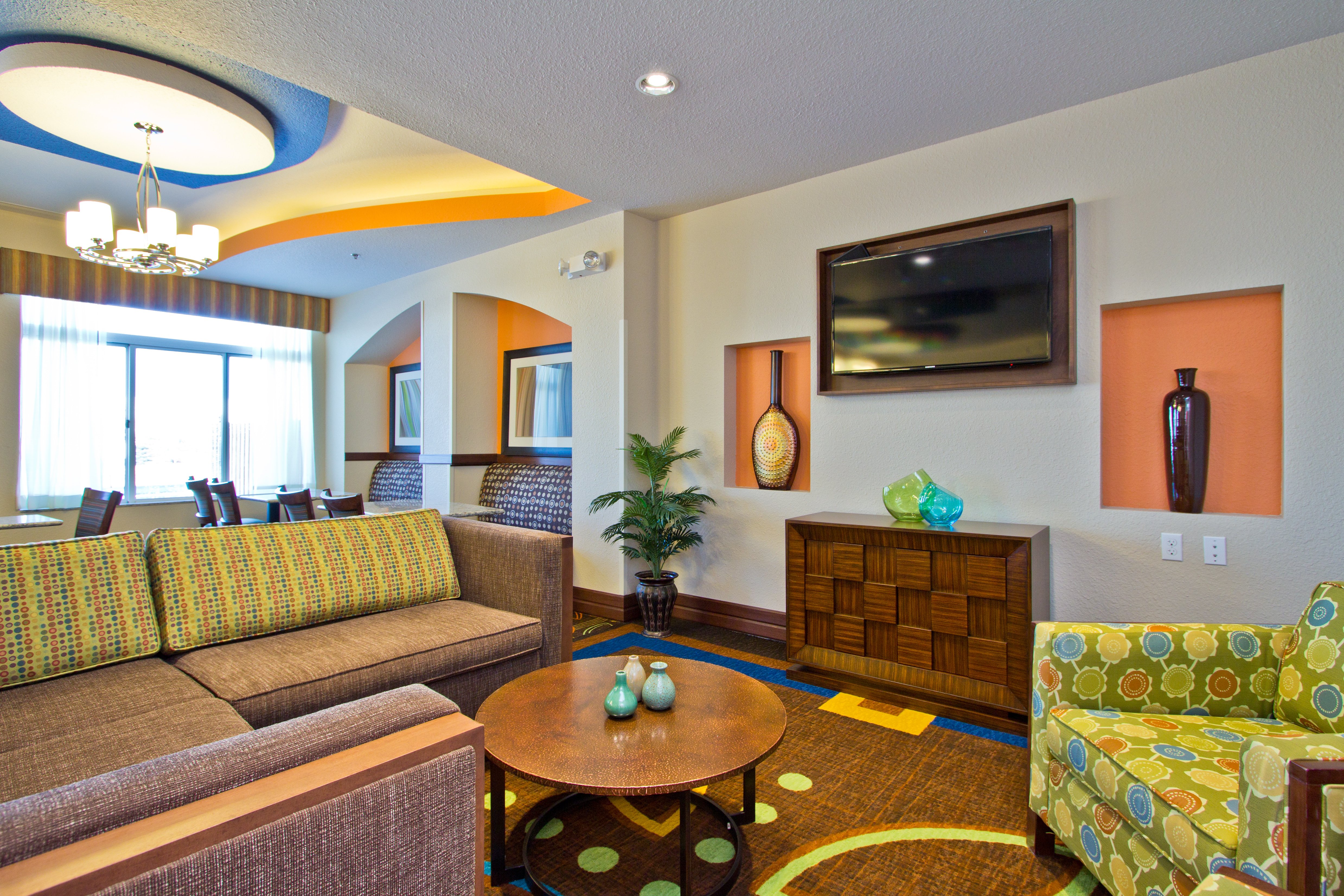 Holiday Inn Express Hotel Suites Denver East Peoria Street 35/59