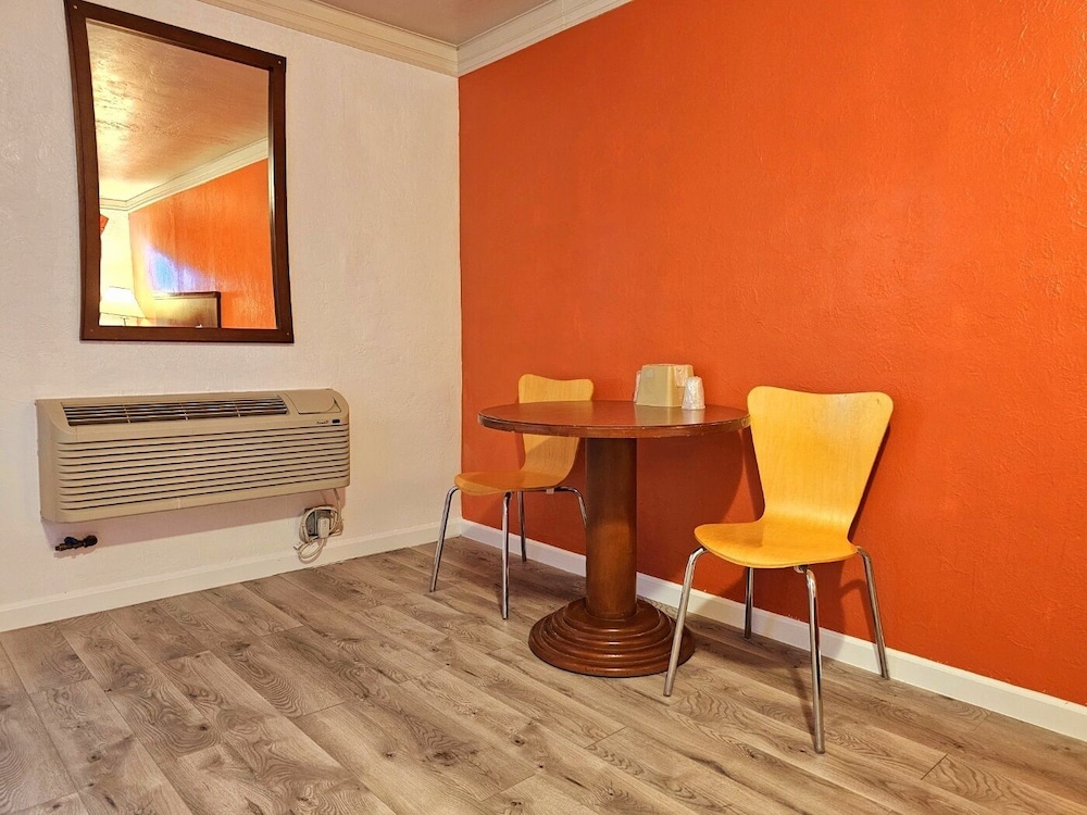 Motel6 Canon City, CO 49/64