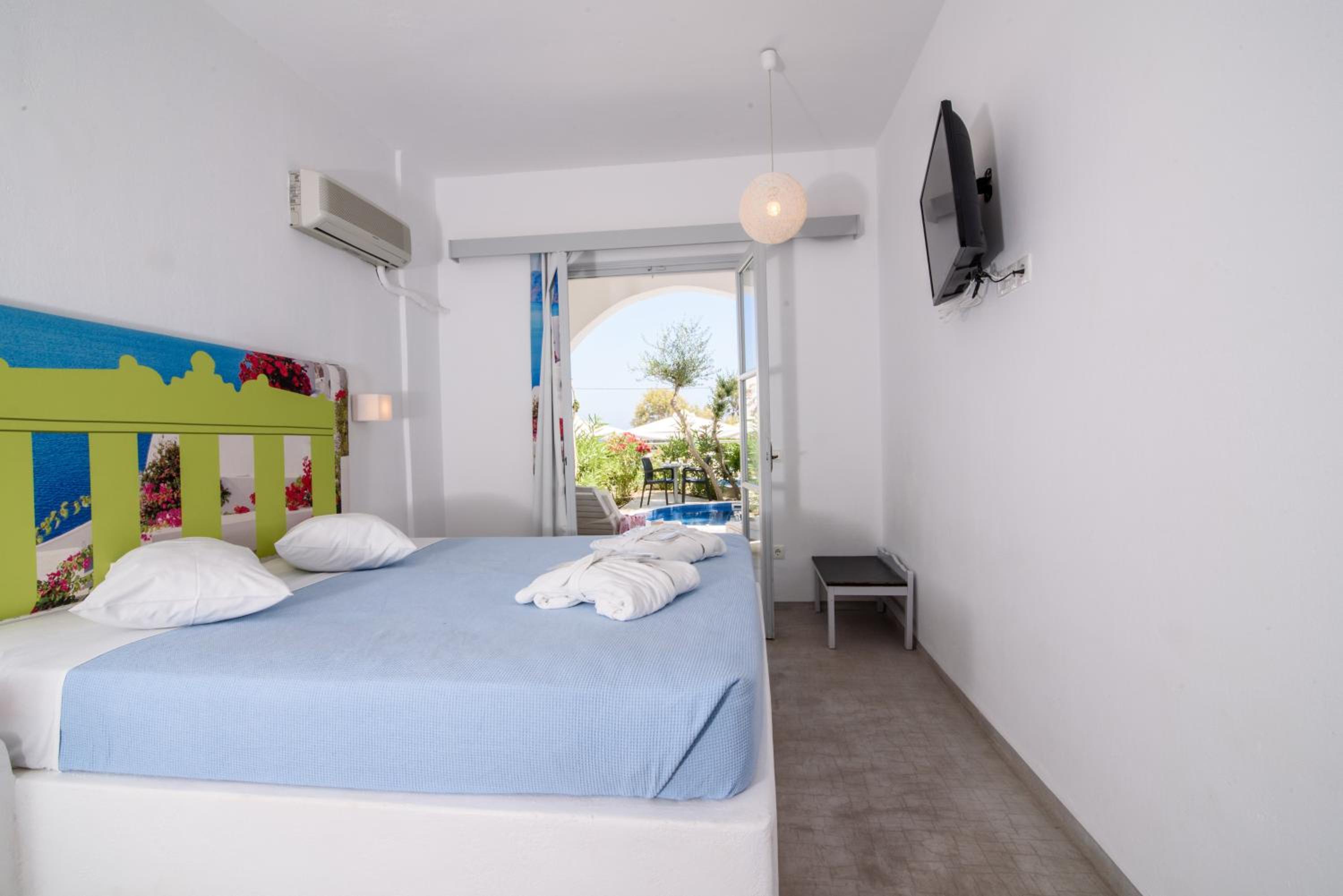 Room, Double Bed, Outdoor Jetted Tub