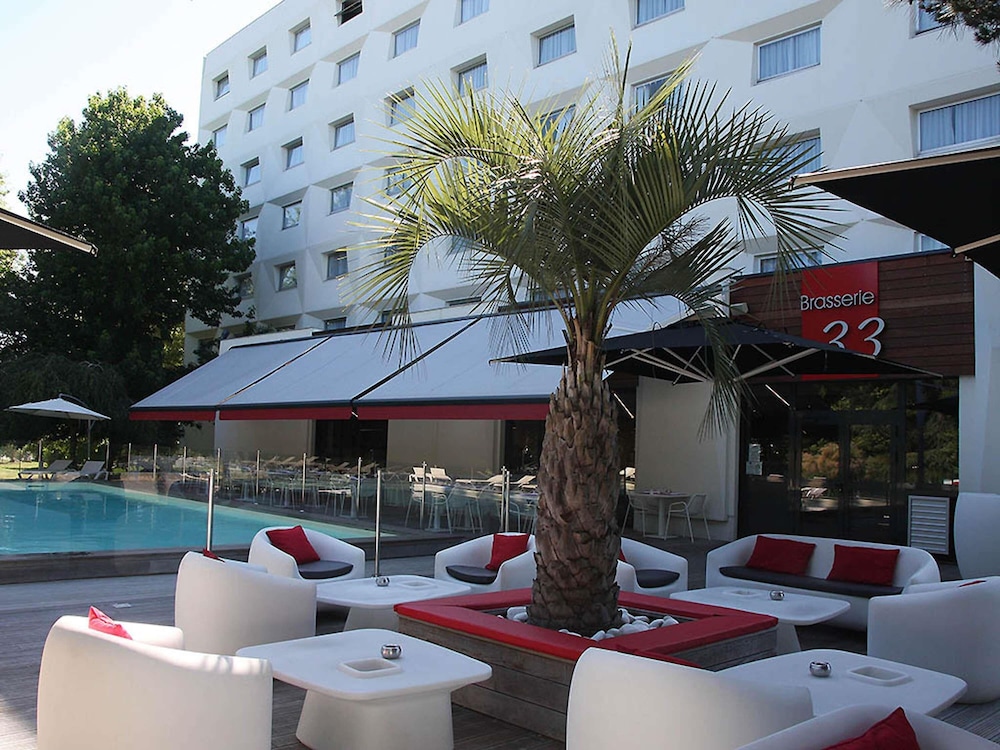 Mercure Bordeaux Lac Hotel 7/77