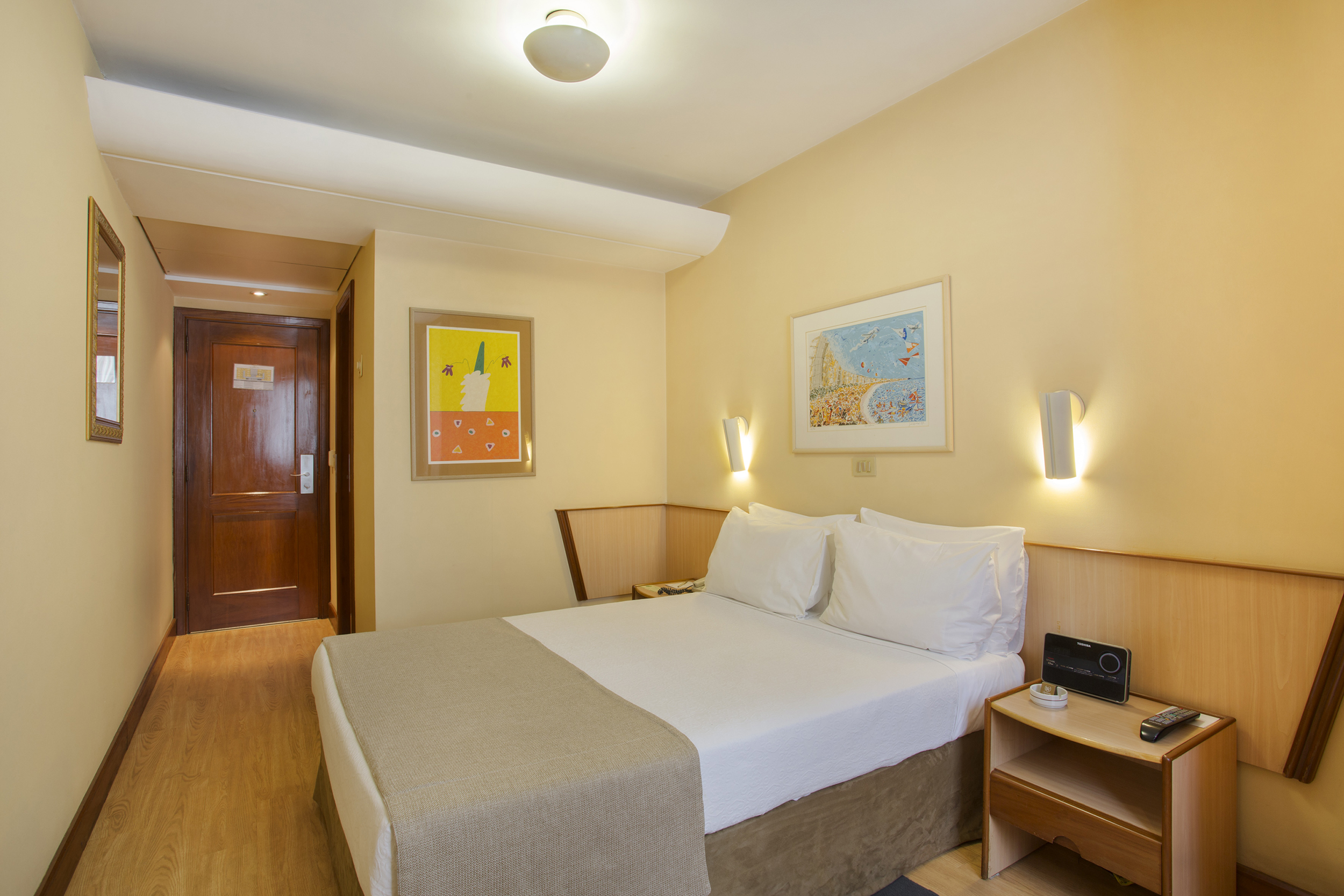 غرفة قياسية مفردة
