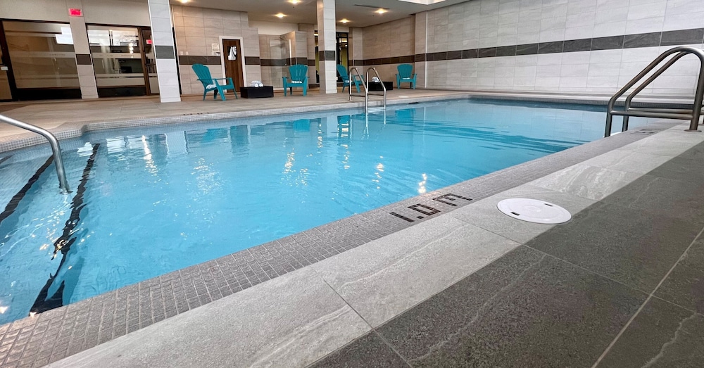 Hotel Universel Montreal 30/50