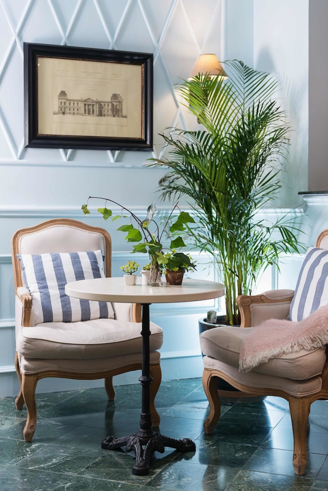 Areela Boutique Hotel 49/67