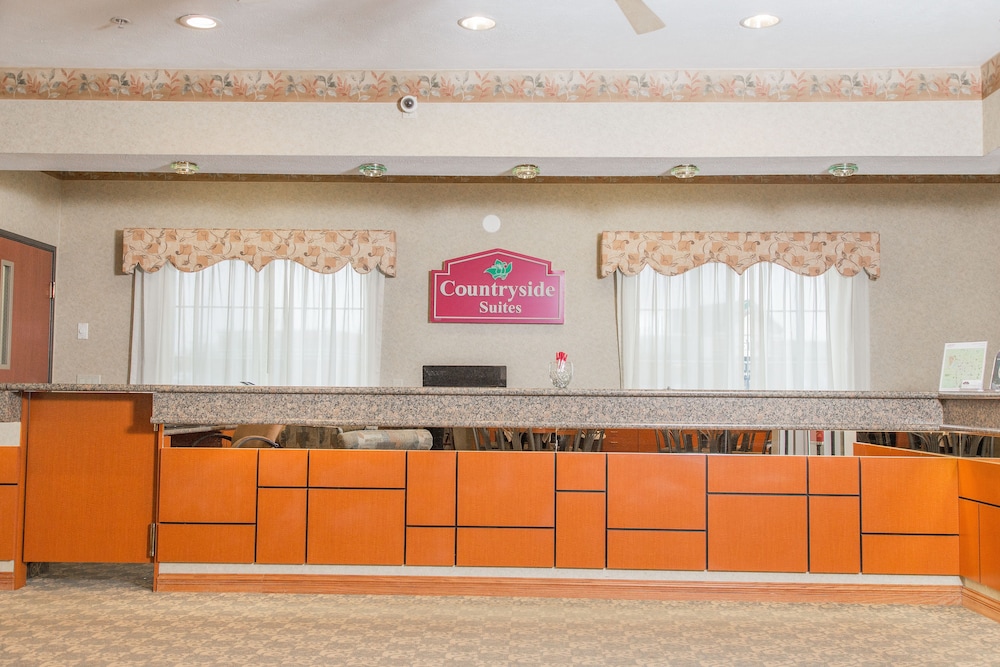 Countryside Suites Lincoln 4/40