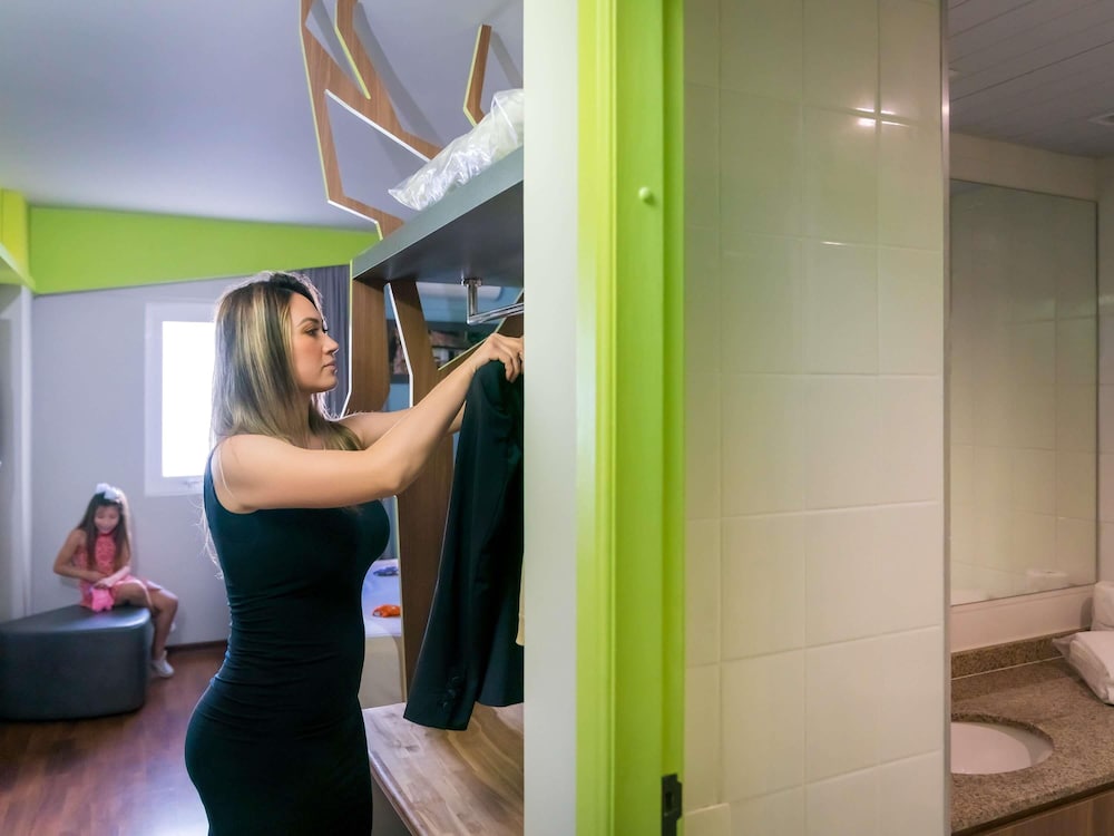ibis Styles Curitiba Centro Civico 10/50