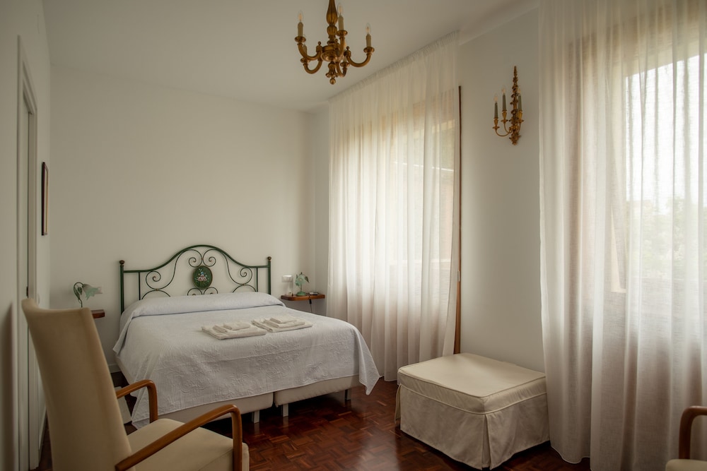 Locanda Dei Buoni E Cattivi 15/50