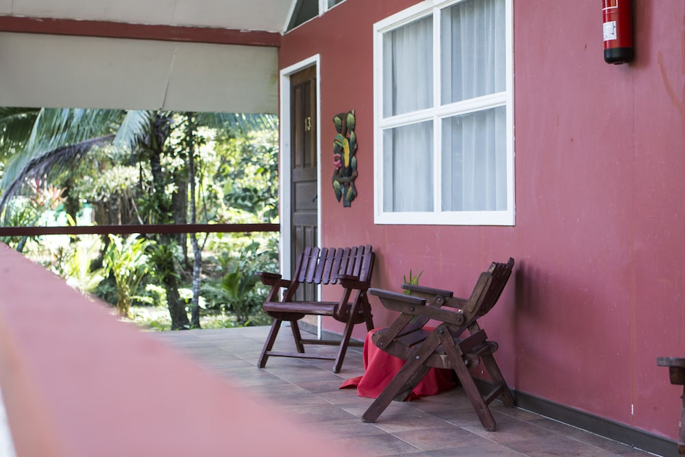 Caribbean Paradise Eco-Lodge 24/50