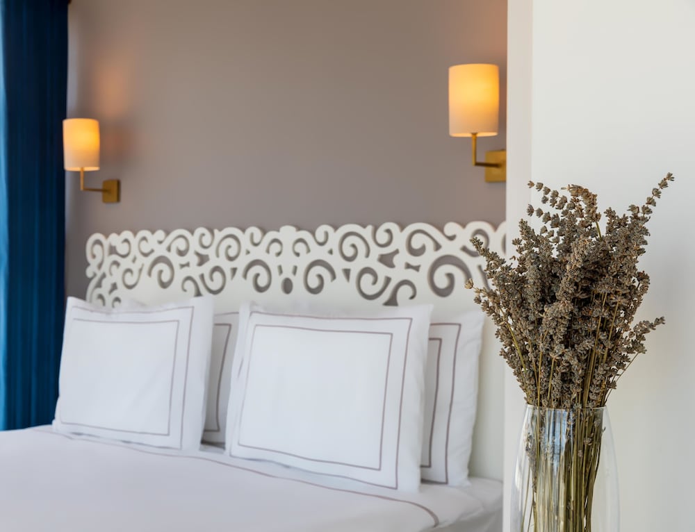 Petros Hotel photo4