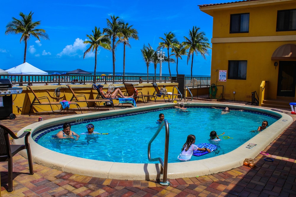 Hollywood Sands Resort A Vri Resort 5/47
