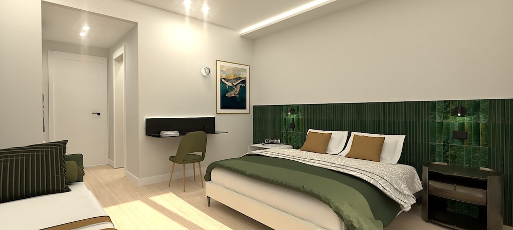Hotel Alpha 18/72