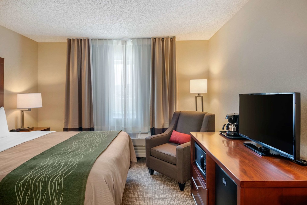Comfort Inn Medford North 8/24