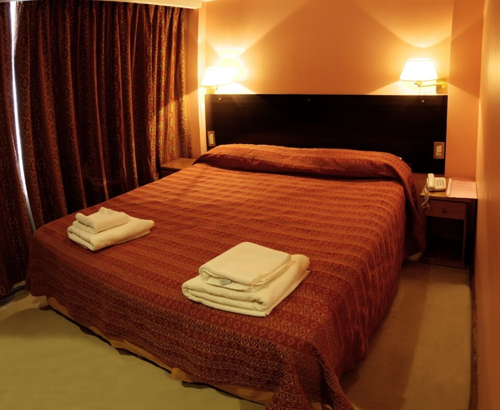 VILLA BRESCIA HOTEL 32/54